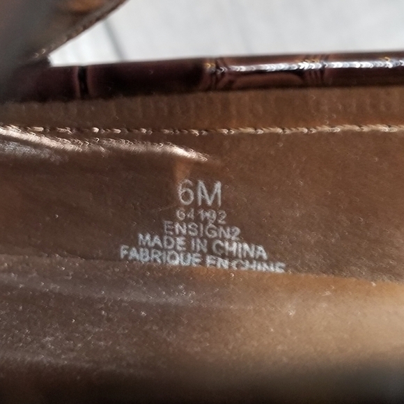 Nygard Collection Alligator Print Loafers - Picture 7 of 7